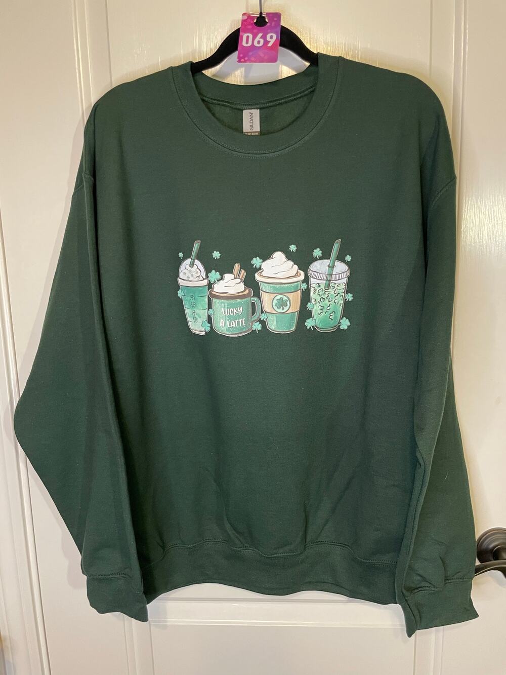 St. Patricks Day Gildan crew neck sweatshirt coffee lucky latte women's large